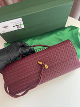Bottega Veneta Andiamo Clutch