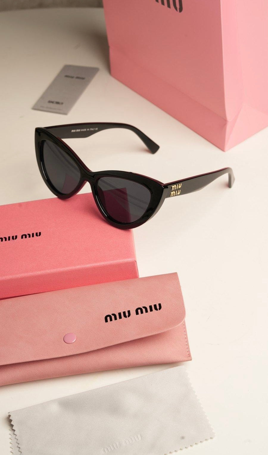 نظارة miu miu