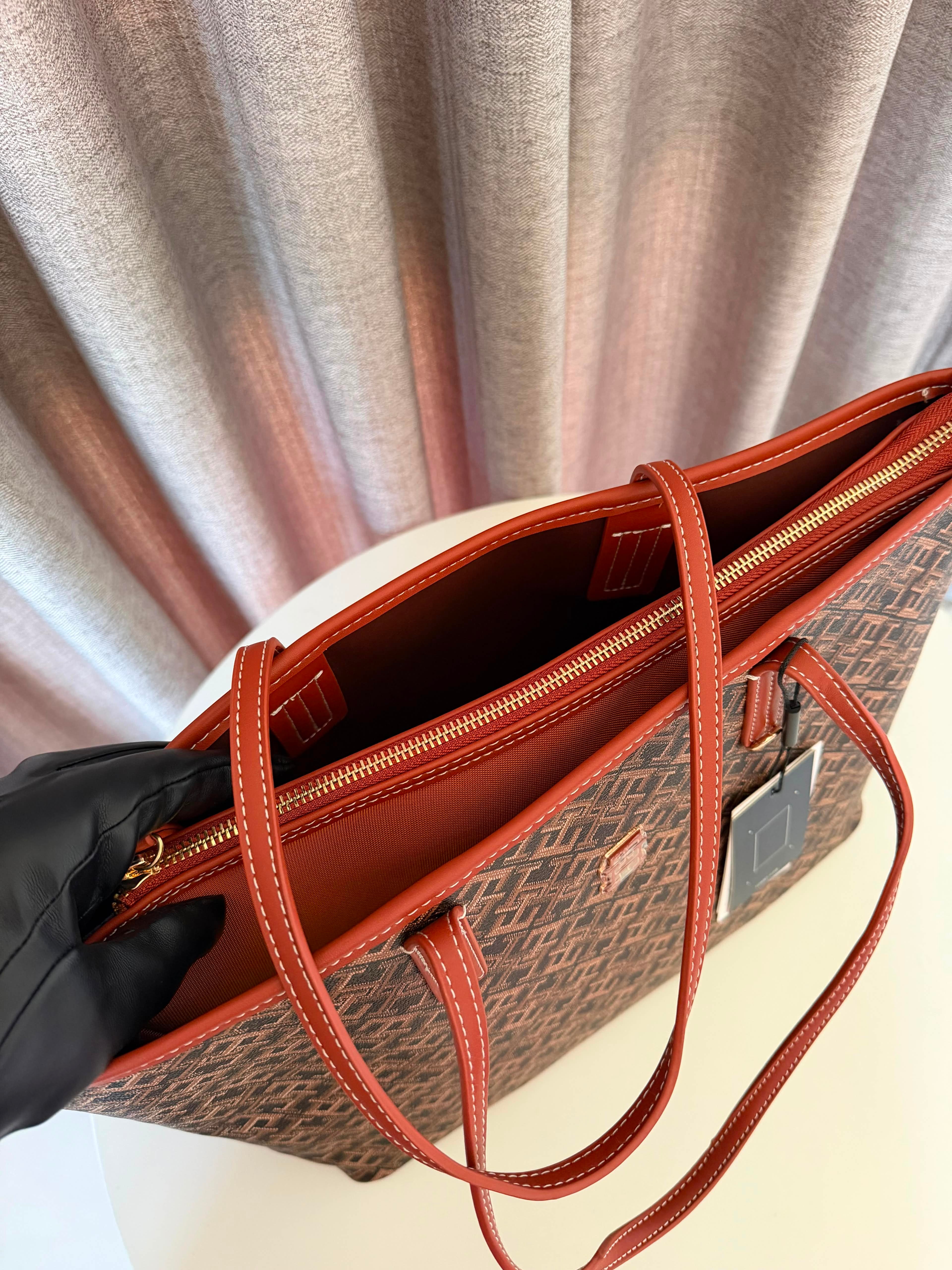 Tommy Hilfiger Totebag