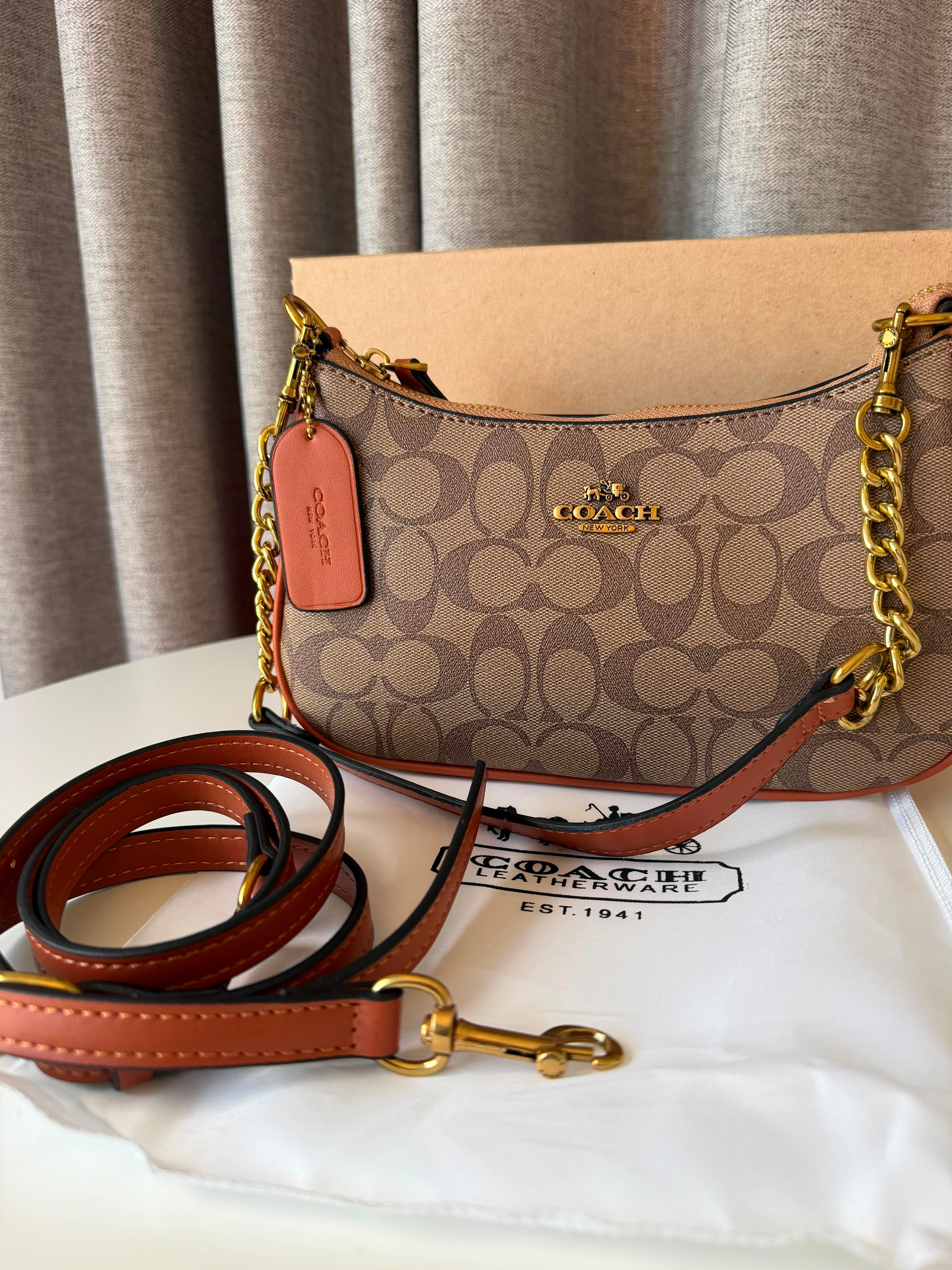 Coach Shoulder bag