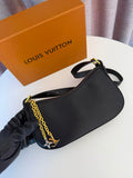 Louis Vuitton Shoulder bag