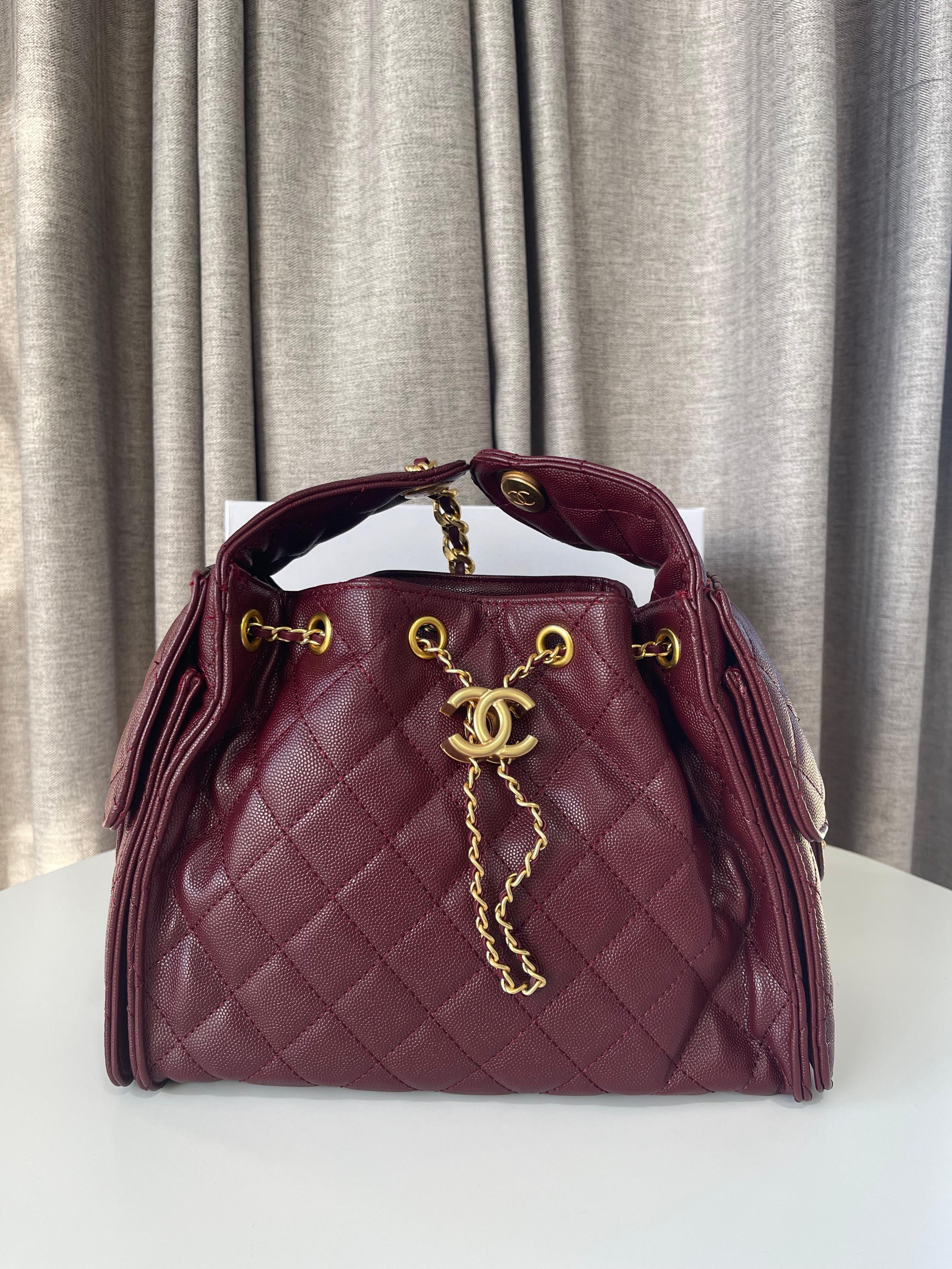 Chanel 25 Medium bag