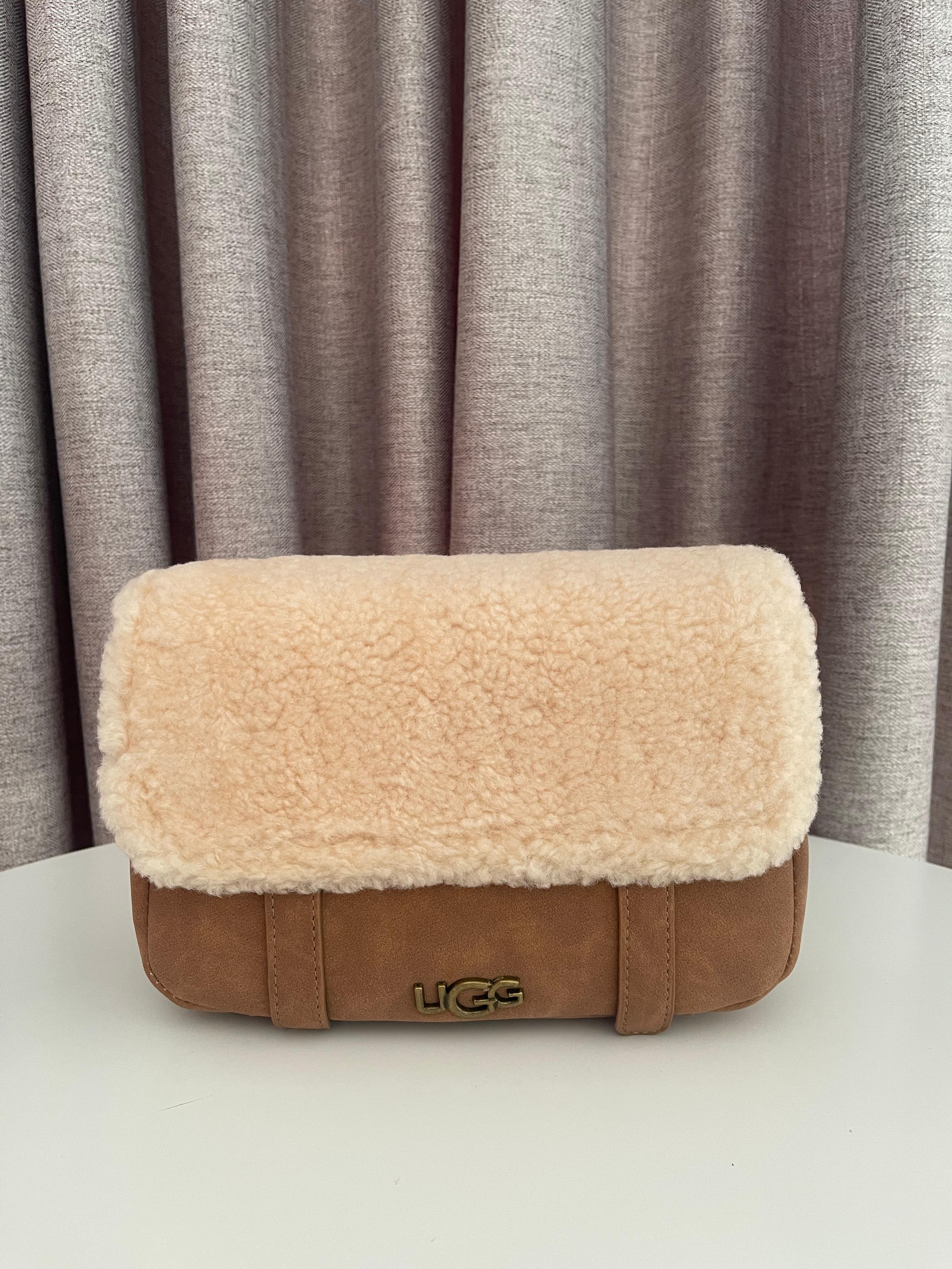 Ugg Crossbody bag