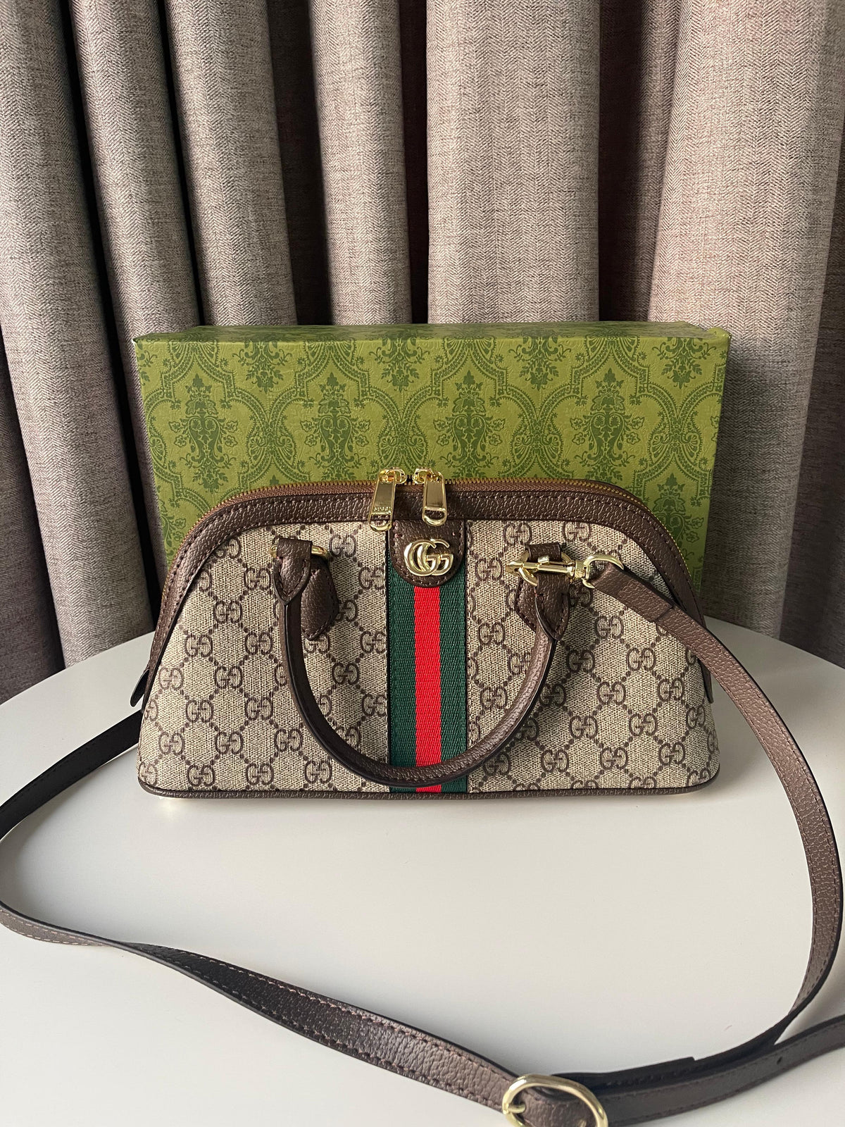 Gucci Ophidia Medium Top-handle bag