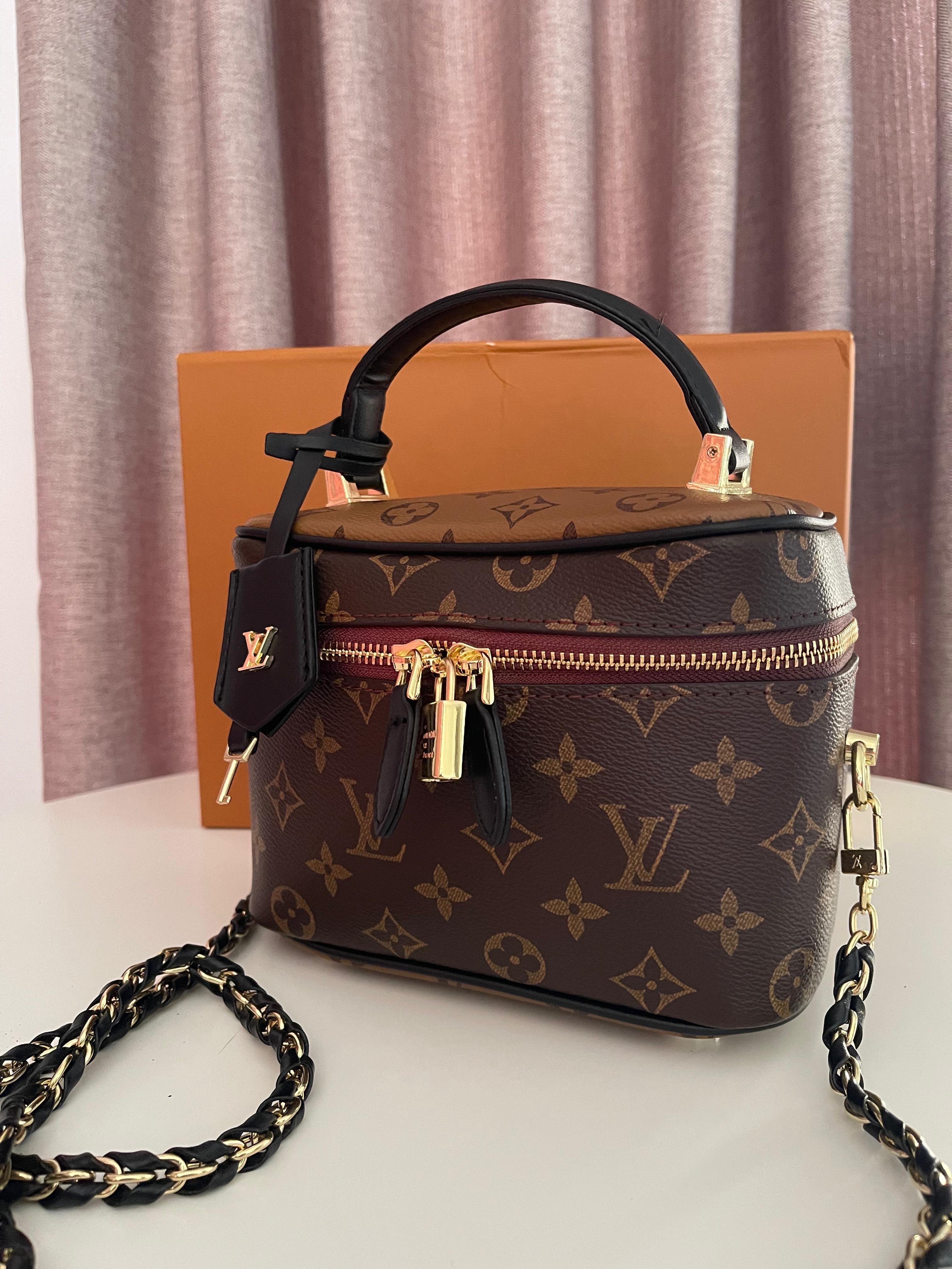 Louis Vuitton Make-up bag