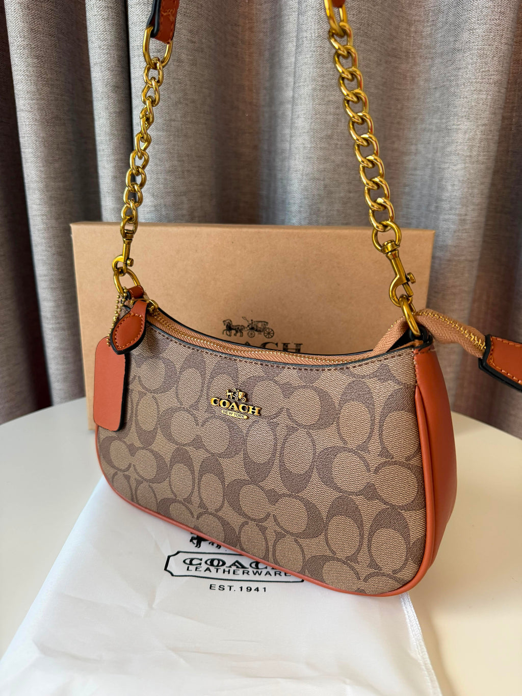 Coach Shoulder bag