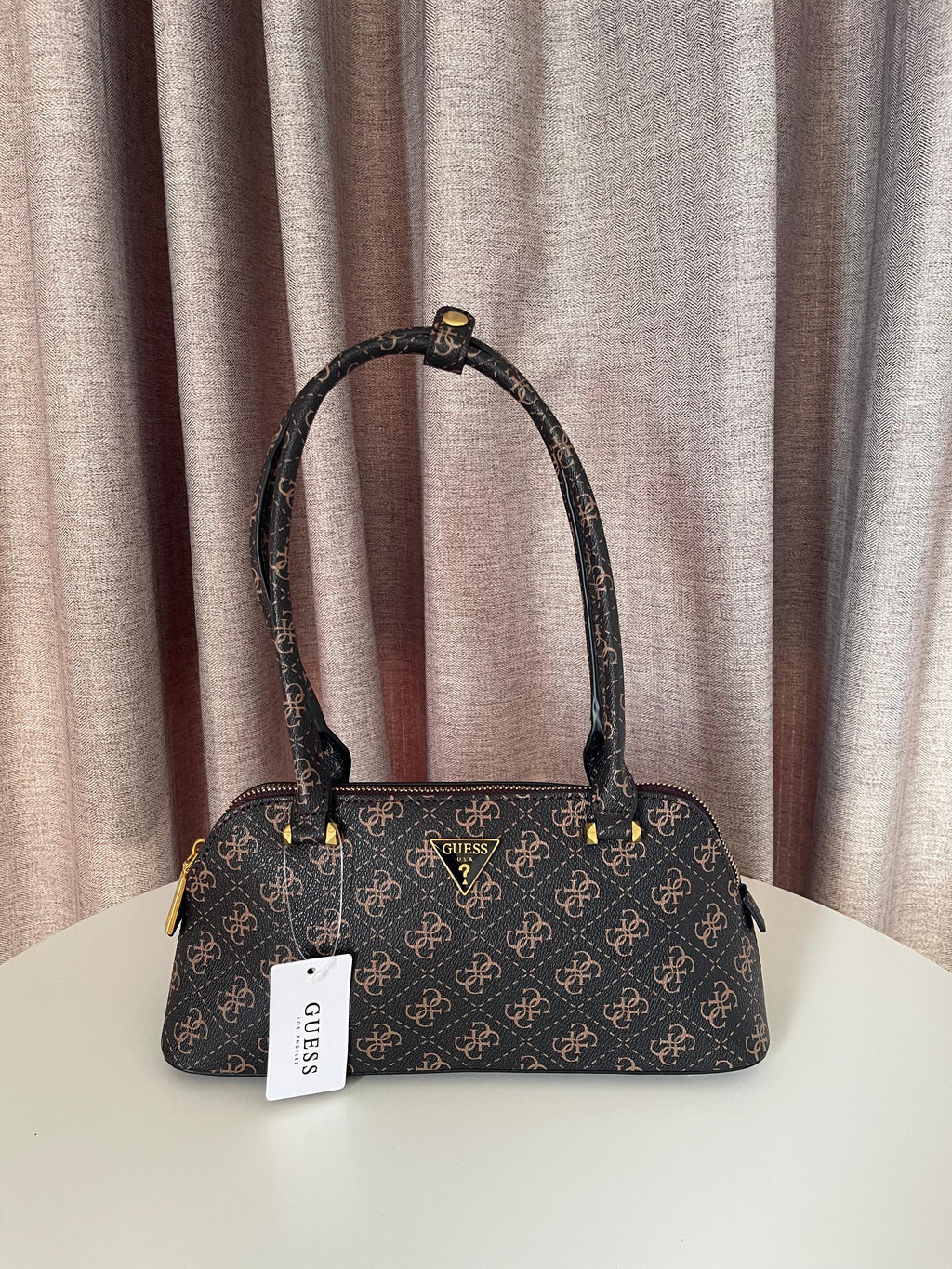 Guess Shoulder bag