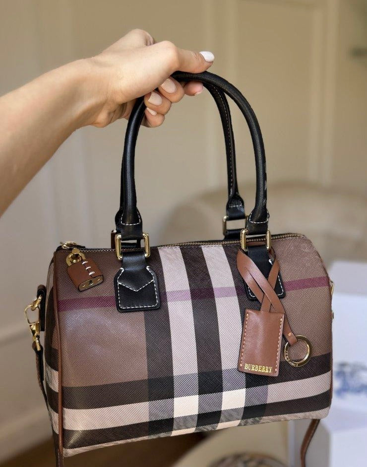 شنطة BURBERRY
