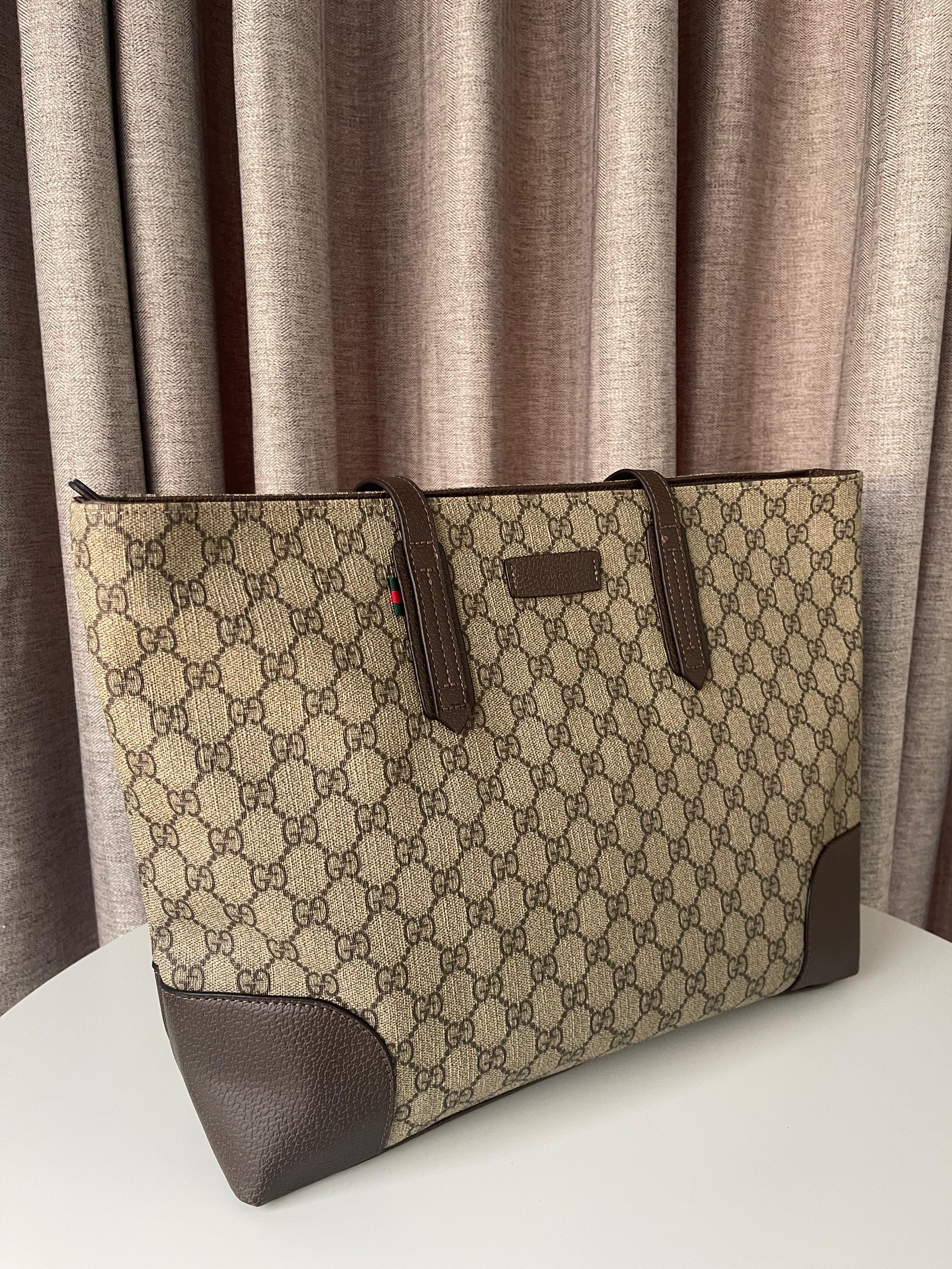 Gucci Totebag with Clutch and makeup bag