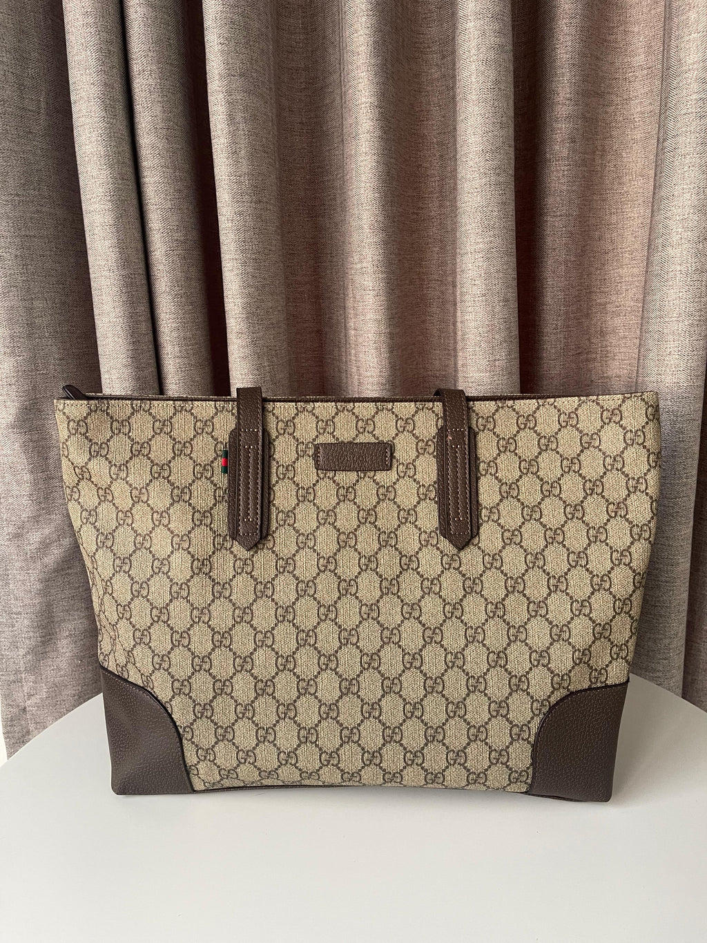 Gucci Totebag with Clutch and makeup bag