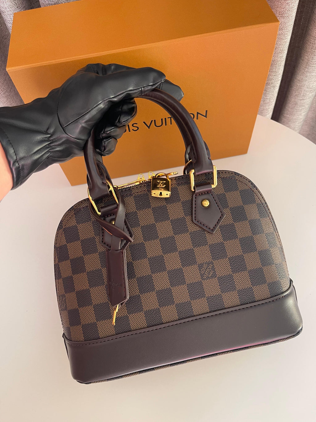 Louis Vuitton Alma Medium bag