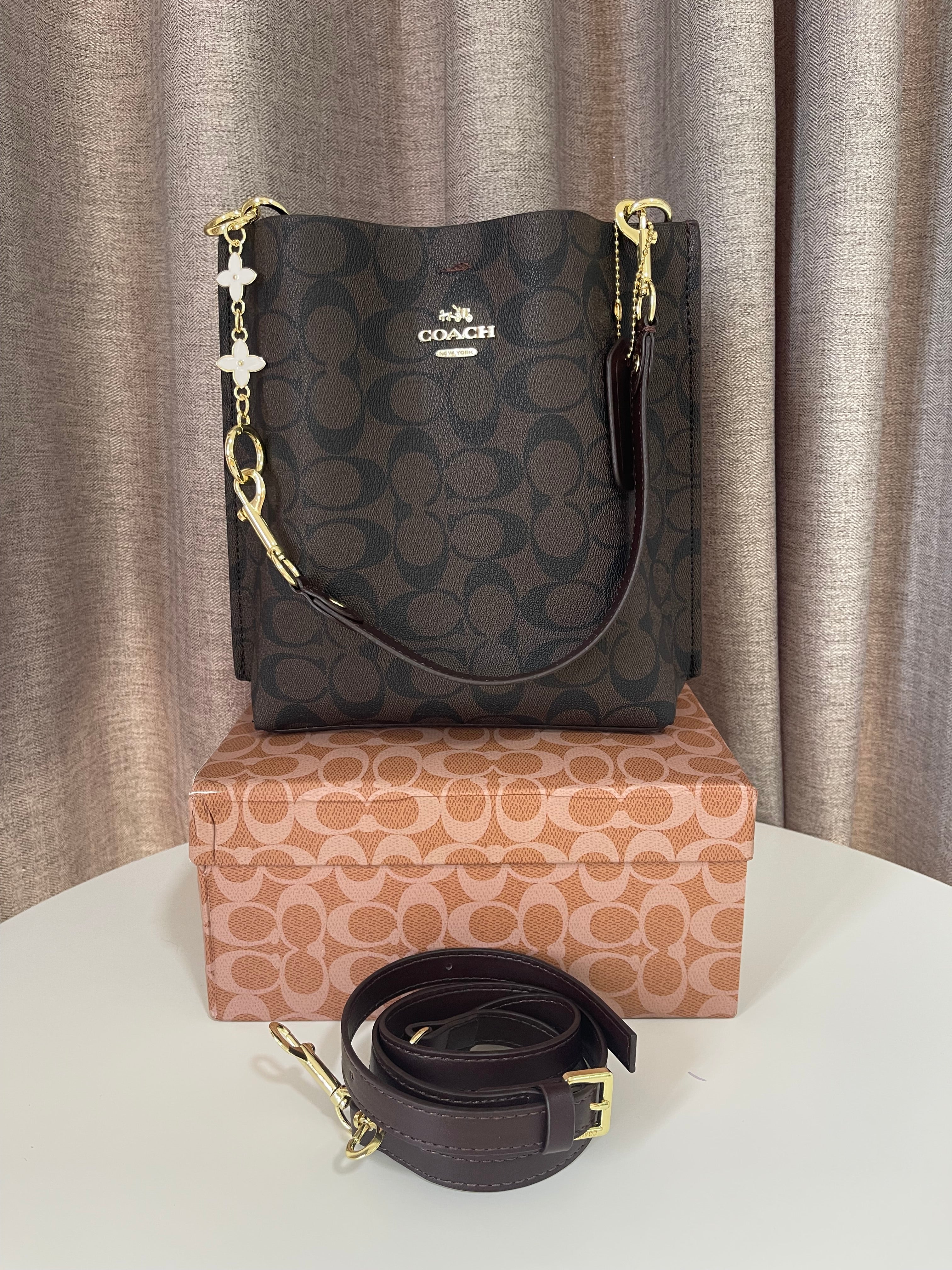 Coach Shoulder Bag