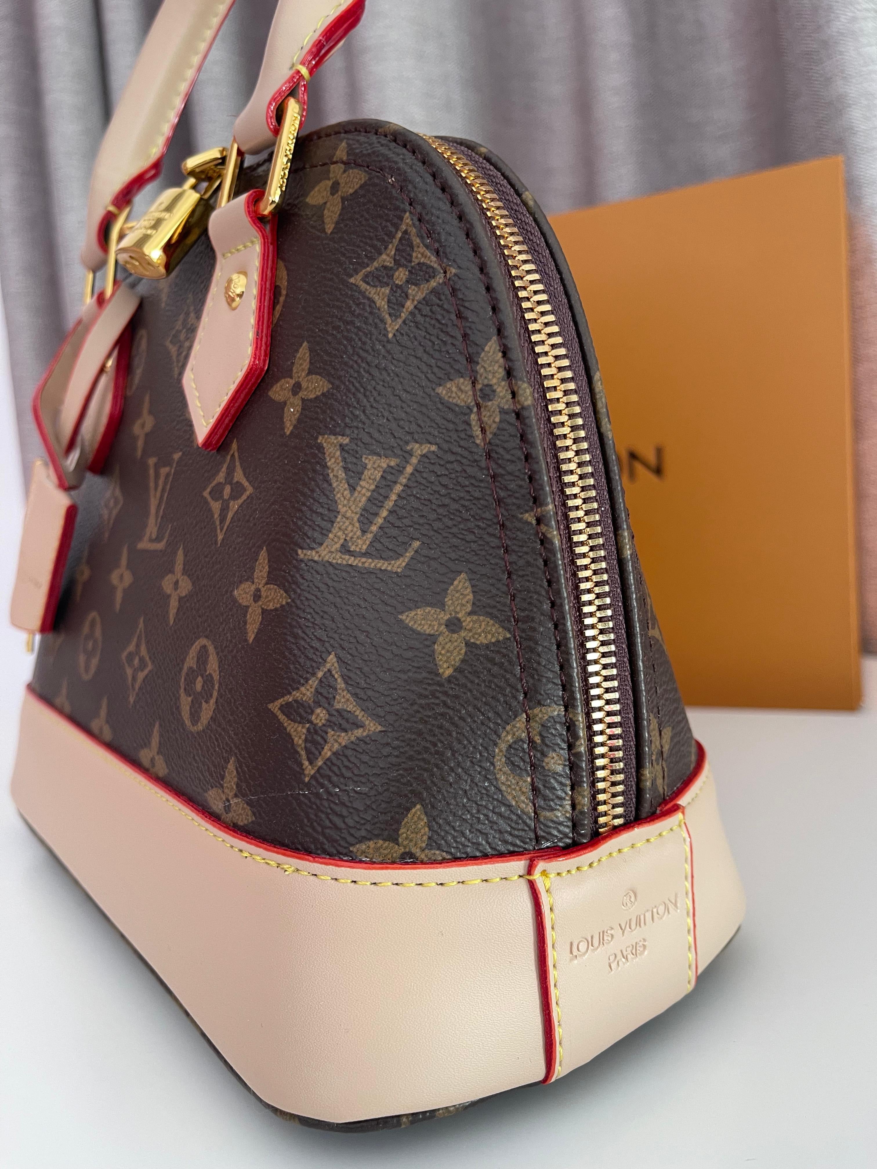 Louis Vuitton Alma Medium bag