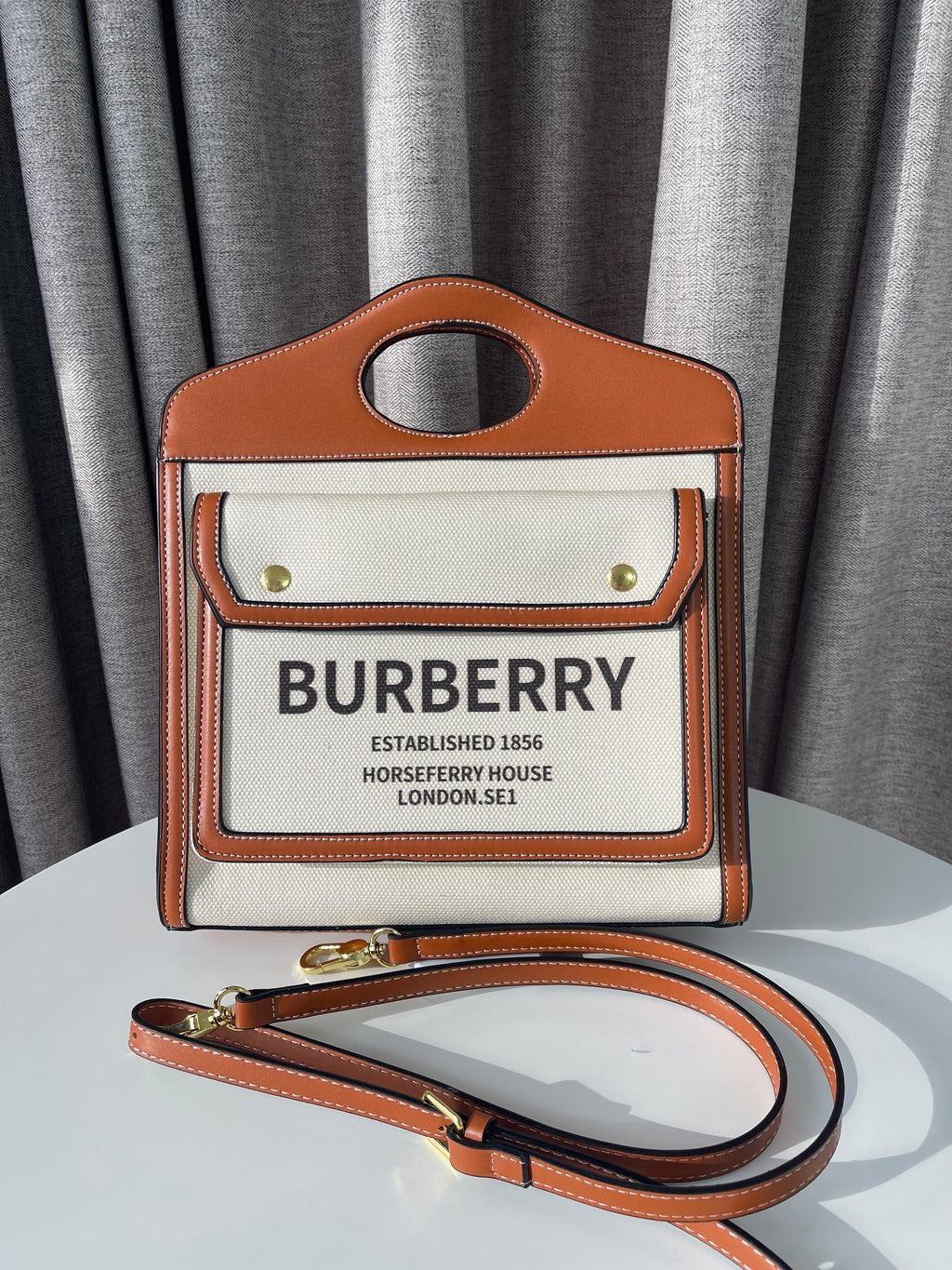 Burberry Horseferry Top-handle bag