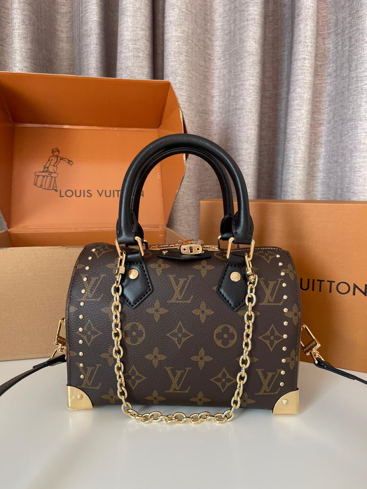 Louis Vuitton Speedy Trunk 20 bag