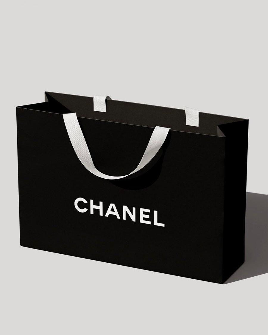 Brand paper bag كيس ماركة للهدايا