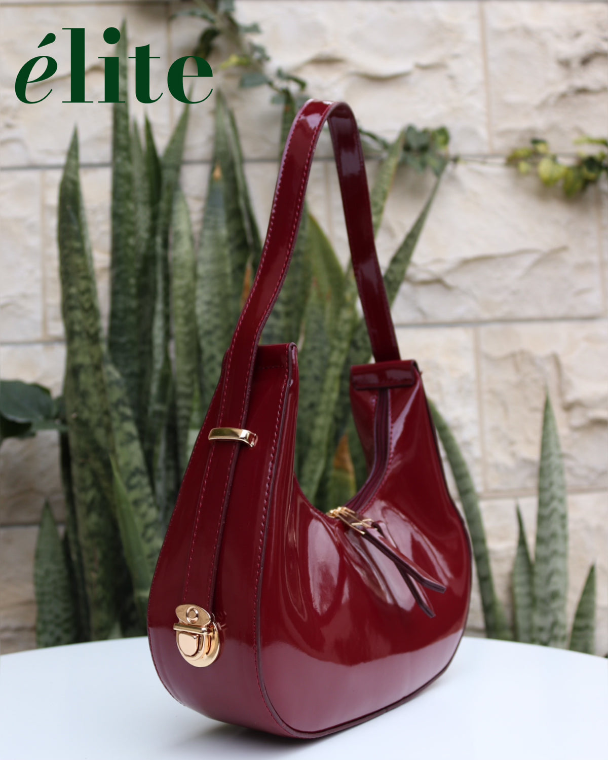Burgundy shoulder bag