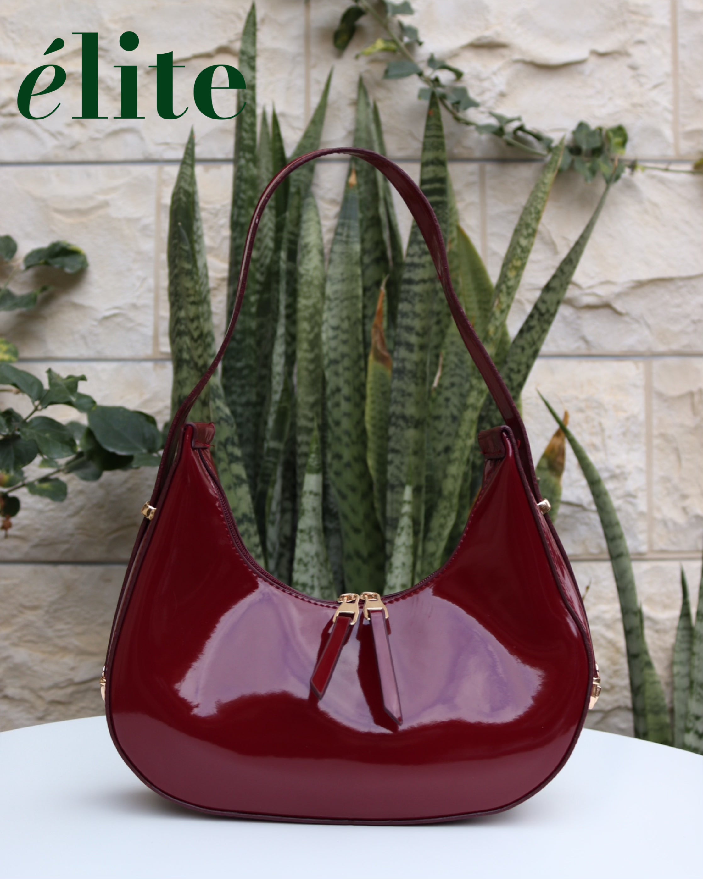 Burgundy shoulder bag